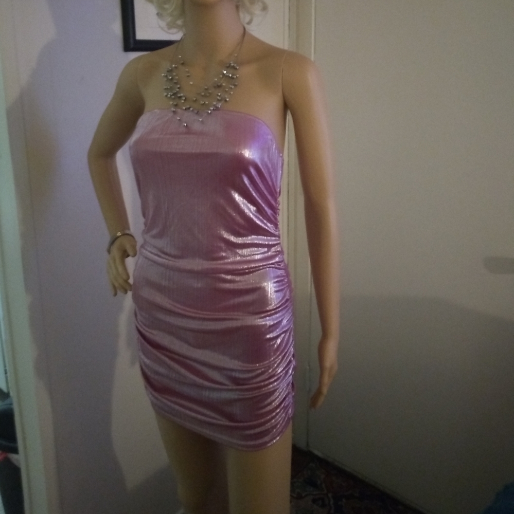 SHEIN Dress - Picture 8 of 9